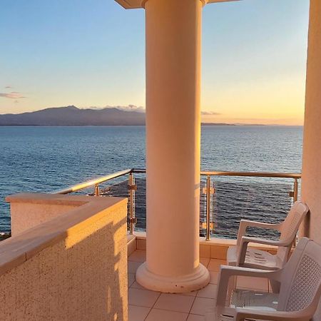 White Residence Luxury Apartments Sarandë Eksteriør billede