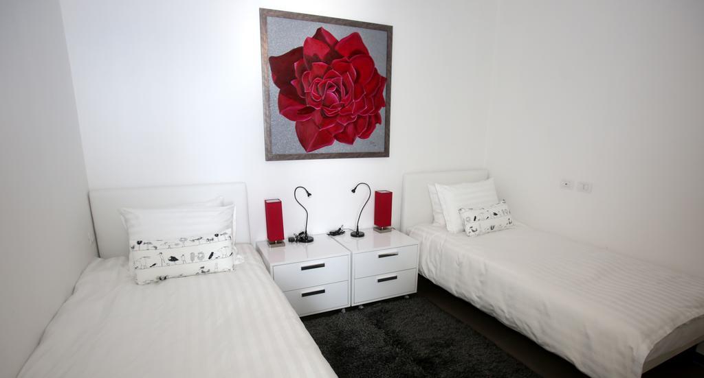 White Residence Luxury Apartments Sarandë Eksteriør billede