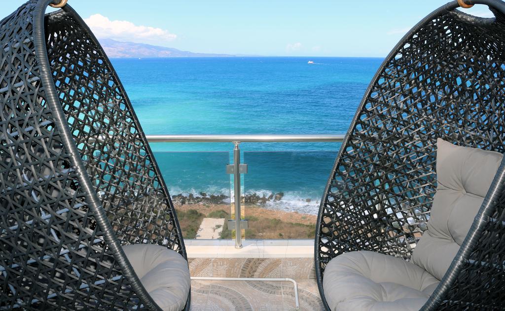 White Residence Luxury Apartments Sarandë Eksteriør billede